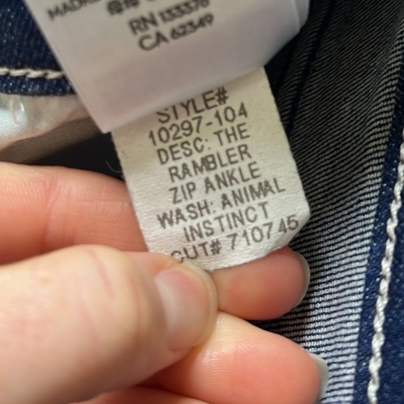 MOTHER The High Rise Rambler Zip Ankle Jean | Animal Instinct Blue | SZ 30 - Picture 9 of 16